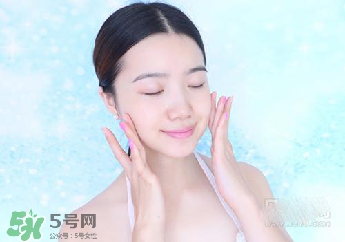 眼霜和精華哪個先用？眼霜和精華使用順序