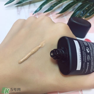 avril粉底液多少錢(qián)?avril粉底液專(zhuān)柜價(jià)格