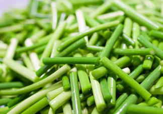 蒜薹是辛辣食物嗎？蒜薹屬于辛辣食物嗎
