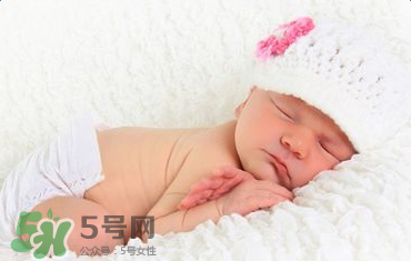 寶寶護(hù)臀膏用到多大？寶寶護(hù)臀膏多大開始用？