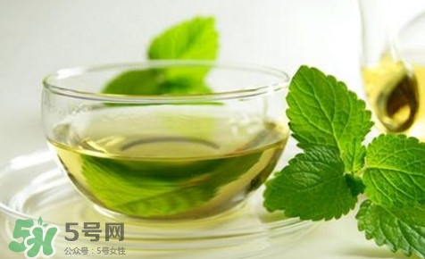 吃什么對(duì)眼睛好？吃什么對(duì)眼睛不好