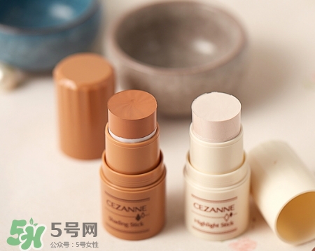 倩麗高光修容棒怎么用？倩麗高光修容棒使用方法