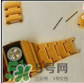dw手表怎么調(diào)表帶？dw手表表帶太長了怎么辦？