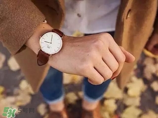 dw手表和天梭哪個好？dw手表和天梭手表哪個檔次高？