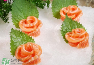 三文魚放冷藏還是冷凍？三文魚冷藏好還是冷凍好？