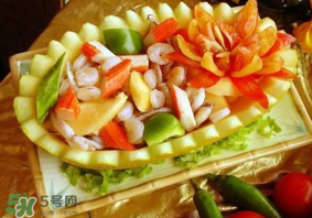 甜瓜和蝦能一起吃嗎？吃蝦還可以吃甜瓜嗎？