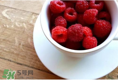 覆盆子是野草莓嗎？覆盆子是桑椹嗎？