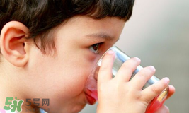 寶寶能喝碳酸飲料嗎？寶寶喝碳酸飲料有什么危害？