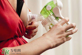 電動吸奶器如何選擇？怎么選擇電動吸奶器？