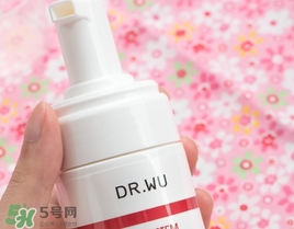 dr.wu杏仁酸洗面奶怎么樣？dr.wu杏仁酸洗面奶怎么用