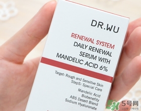 dr.wu杏仁酸18和6哪個(gè)好？dr.wu達(dá)爾夫杏仁酸18和6區(qū)別