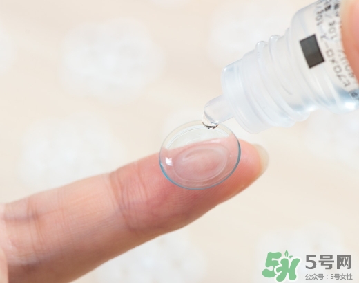 獅王隱形眼鏡輔助液怎么用？獅王隱形眼鏡輔助液使用方法
