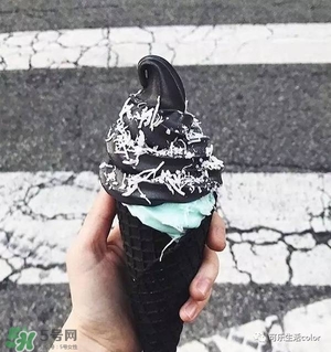 炭黑冰淇淋好吃嗎？炭黑冰淇淋哪里買？