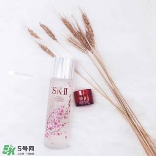 sk2櫻花版和普通版的區(qū)別 skii櫻花神仙水和普通版哪個貴？