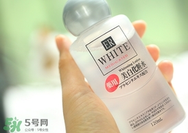 大創(chuàng)美白化妝水怎么用？大創(chuàng)美白化妝水使用方法