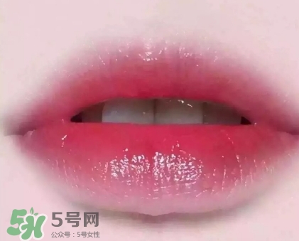 嬌蘭小黑裙唇膏口紅007多少錢？嬌蘭小黑裙007專柜價(jià)