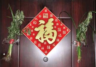 艾草掛門上是什么意思？艾草放門口什么作用？