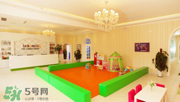 米雅上的幼兒園是哪一家？卡爾安娜國際兒童會館怎么樣？