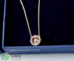 施華洛世奇跳動的心是什么材質(zhì)？跳動的心項(xiàng)鏈?zhǔn)倾y的嗎？