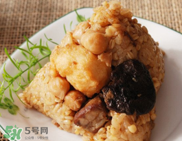 花生粽子怎么做好吃？花生粽子怎么包？
