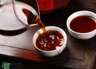 普洱茶發(fā)霉了怎么處理？普洱茶發(fā)霉了還能喝嗎？