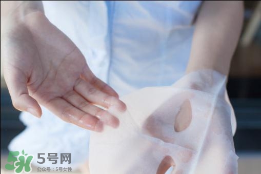 百雀羚三生花面膜怎么用？百雀羚三生花面膜用完要洗嗎？