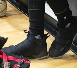 nike lebron soldier11黑冰配色什么時候發(fā)售？耐克士兵11黑冰發(fā)售時間