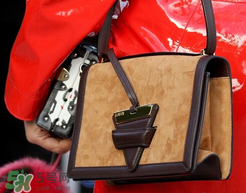 loewe三角包正品多少錢？羅意威巴塞羅那三角包專柜價(jià)格