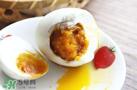 咸鴨蛋能帶上飛機(jī)嗎？飛機(jī)上能帶鴨蛋嗎？
