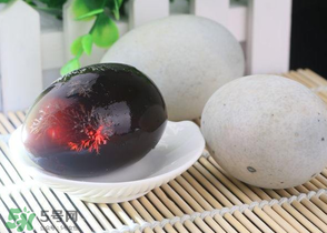 皮蛋可以帶上飛機(jī)嗎？皮蛋可以直接帶上飛機(jī)嗎？
