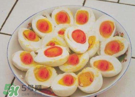 咸鴨蛋為什么會臭？咸鴨蛋為什么會苦