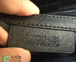 michael kors鎖頭包怎么分辨真假？mk鎖頭包真假辨別
