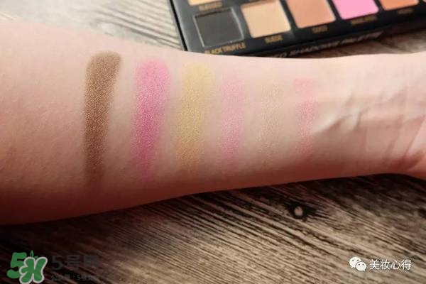 huda beauty眼影多少錢？huda beauty眼影專柜價格