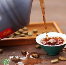 雄黃酒可以驅(qū)蛇嗎？雄黃酒驅(qū)蛇效果好嗎？
