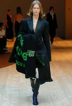 celine2017秋冬系列衣服怎么樣_好看嗎？