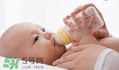 金銀花寶寶可以喝嗎？夏天寶寶能喝金銀花嗎？
