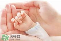 寶寶指甲凹凸不平是什么原因？寶寶指甲凹凸不平正常嗎？
