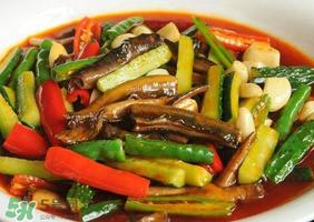 黃鱔可以和黃瓜一起吃嗎？黃瓜和黃鱔能同食嗎？