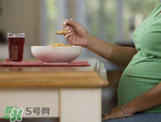 綠豆湯孕婦可以喝嗎？孕婦可以吃冰綠豆湯嗎？