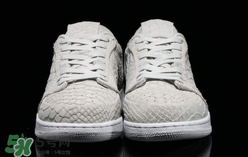 air jordan 1 low swooshless多少錢？aj1蟒蛇紋專柜價格