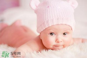 夏季寶寶體溫多少正常？夏季寶寶體溫會偏高嗎？