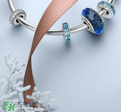 pandora繁星童話手鏈?zhǔn)鞘裁床馁|(zhì)？潘多拉繁星童話是銀的嗎？
