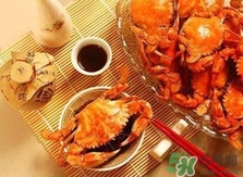 吃螃蟹可以喝牛奶嗎？吃螃蟹能喝酸奶嗎？