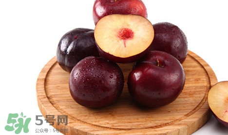 黑布林帶皮能吃嗎？黑布林可以帶皮吃嗎
