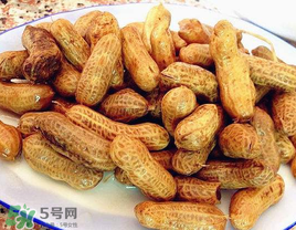 楊梅和花生能一起吃嗎？吃了楊梅還能吃生花生嗎？