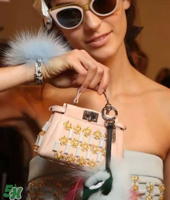 fendi peekaboo尺寸多大？芬迪peekaboo尺寸有哪幾種？