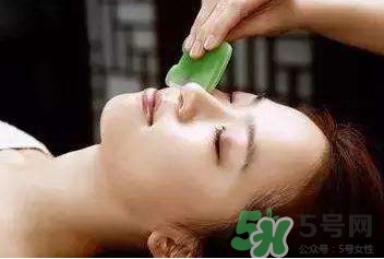 刮痧板每天刮臉好嗎？刮痧板刮臉后要洗臉嗎