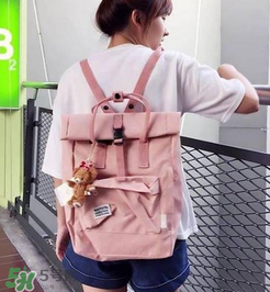 rootote和anello哪個(gè)好？rootote和anello雙肩包哪個(gè)更好？