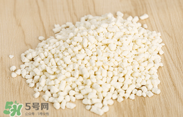 美林菊花晶可以和奶粉一起喝嗎？美林菊花晶可以加在奶里嗎？