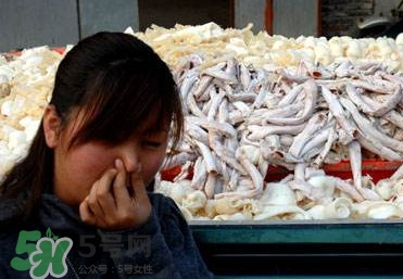 福爾馬林對人體有什么傷害？如何去除食物中的福爾馬林